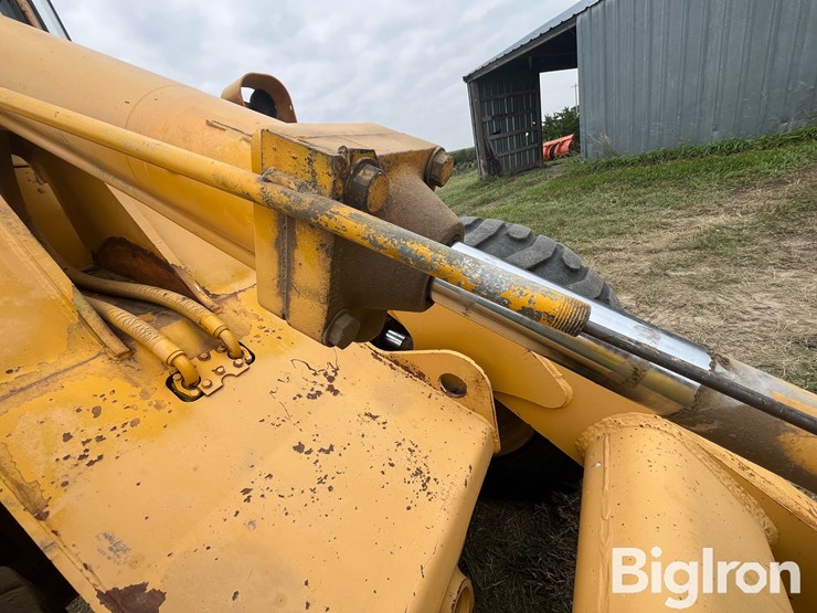 1985-deere-644c-image-18