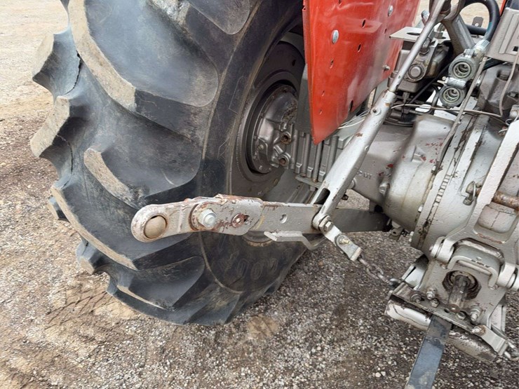 massey-ferguson-265-image-15