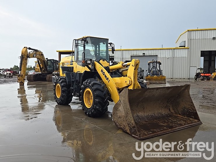 2017-komatsu-wa320-8-image-79