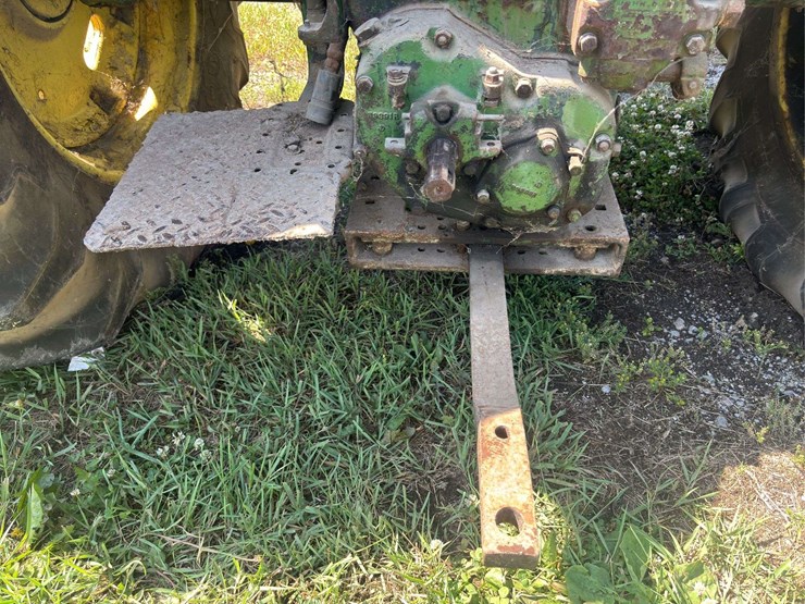 john-deere-720-image-50