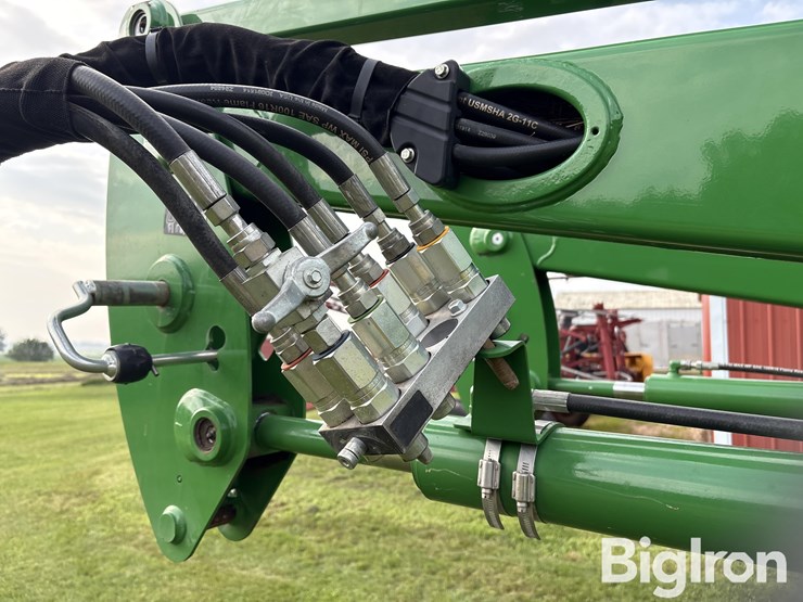 john-deere-h340-image-10