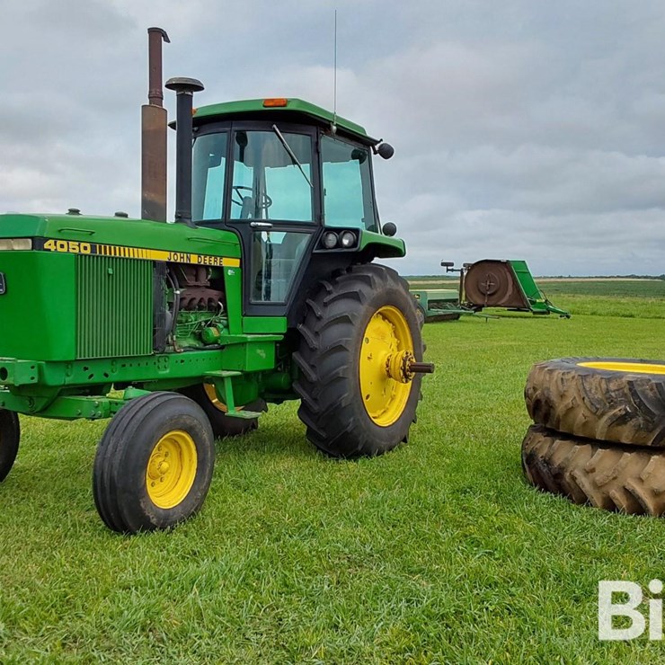 1988 JOHN DEERE 4050