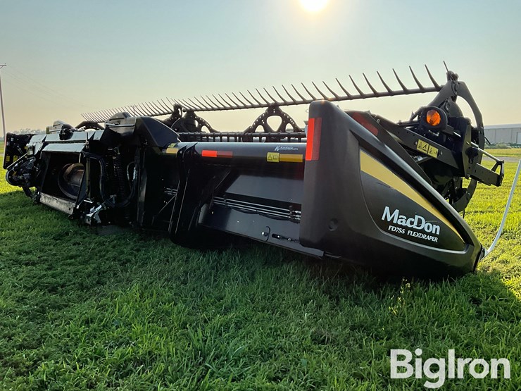 2015-mac-don-fd75-image-5