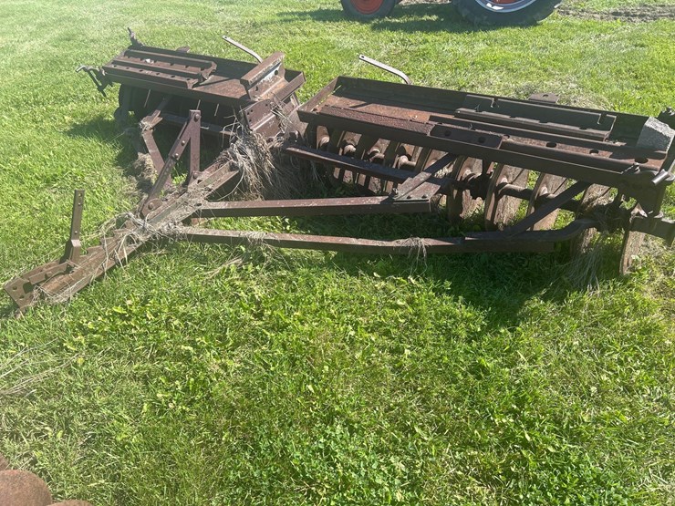 john-deere-8-image-1