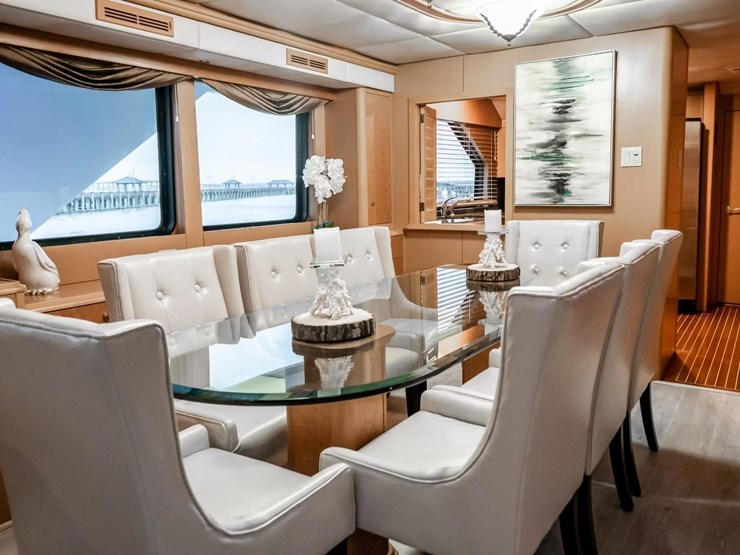 #18-•-2003-breaux-brothers-85'-yacht-|-"come-monday"-image-45