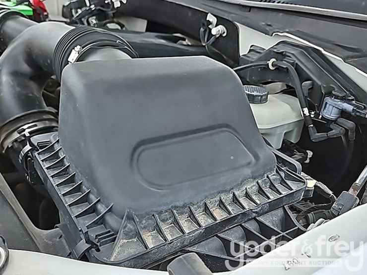 2018-ford-f150-xlt-image-36