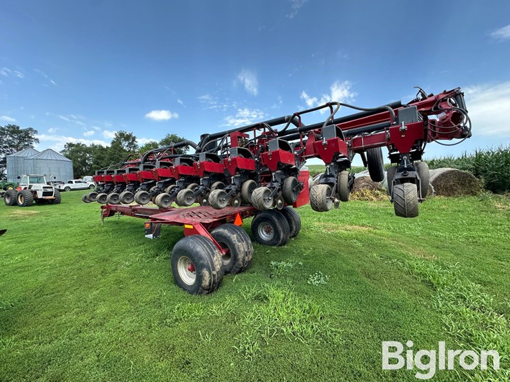case-ih-1200-image-8