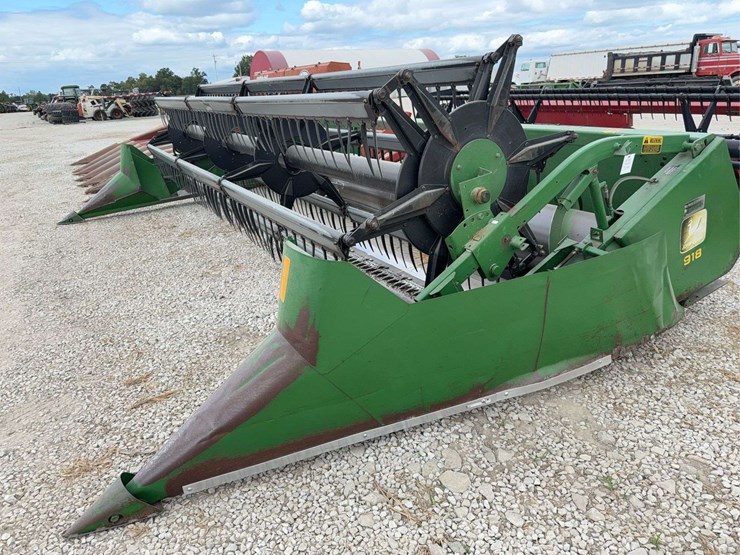 2025-john-deere-918-image-17