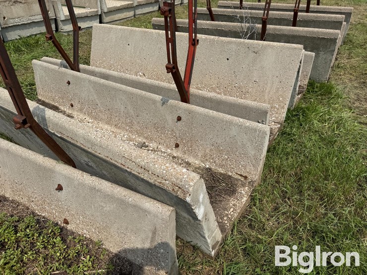 concrete-feed-bunks-image-11