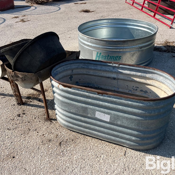 Tubs & Tank