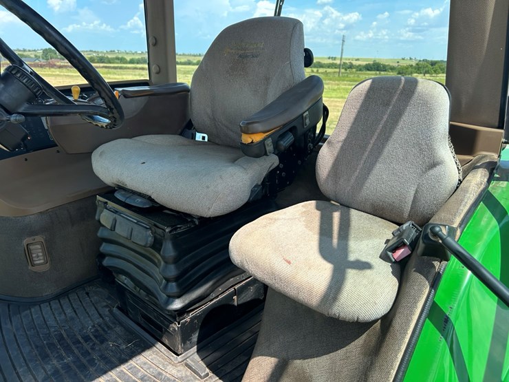 john-deere-8120-image-23