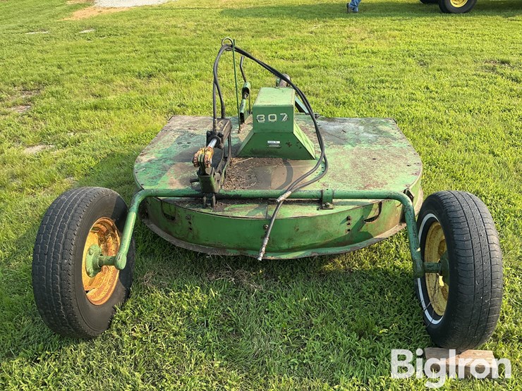 john-deere-307-image-6