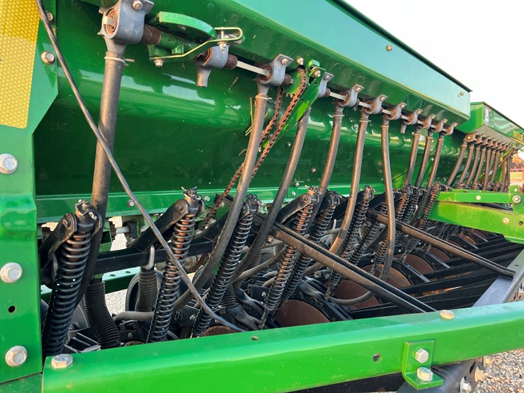 2015-john-deere-bd1113-image-4
