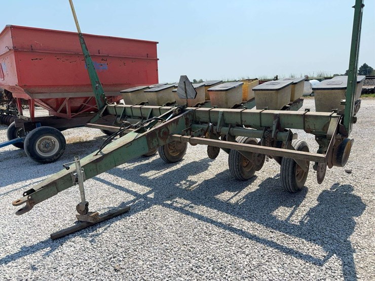 john-deere-6-image-1