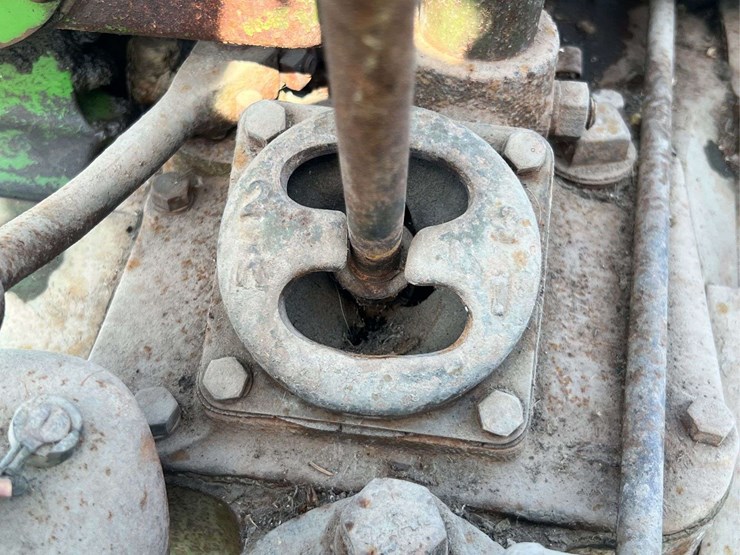 john-deere-h-image-40