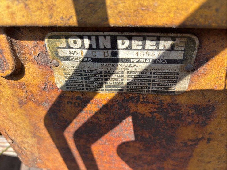 john-deere-440-image-49