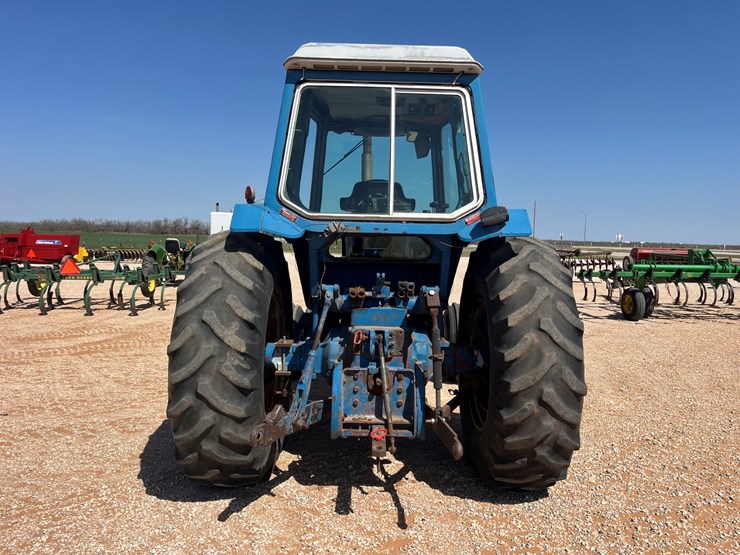 ford-tractor-image-5