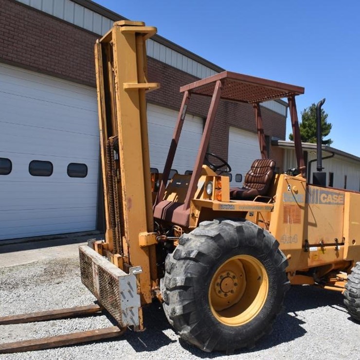 CASE 586E