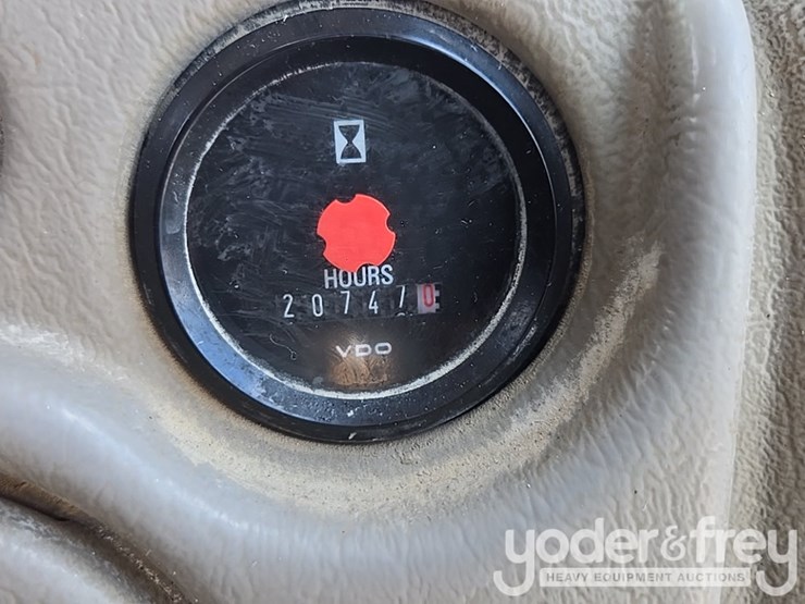 2014-volvo-l60g-image-65