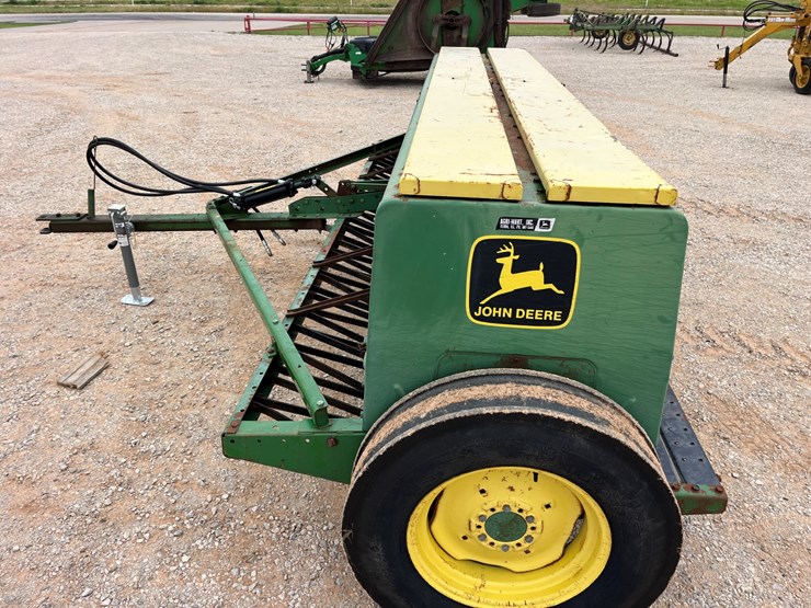 john-deere-8300-image-14