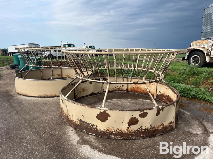 bale-feeders-image-7