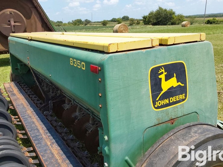 john-deere-8350-image-16