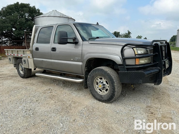 2006-chevrolet-2500hd-image-3