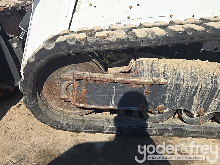 2019-bobcat-t590-image-17