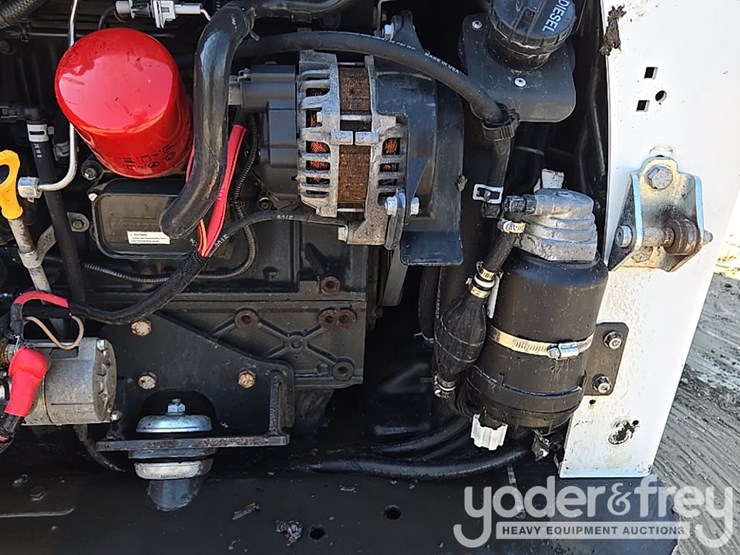 2019-bobcat-t590-image-48