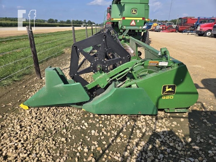 john-deere-920f-image-2