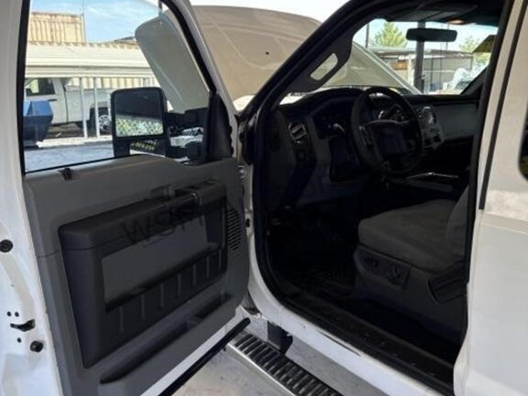 2012-ford-f250-image-25