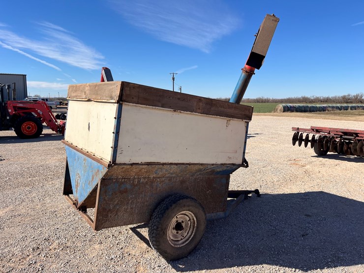 #t15023-•-auger-wagon-image-4