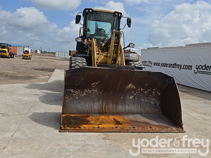 2018-caterpillar-926m-image-8