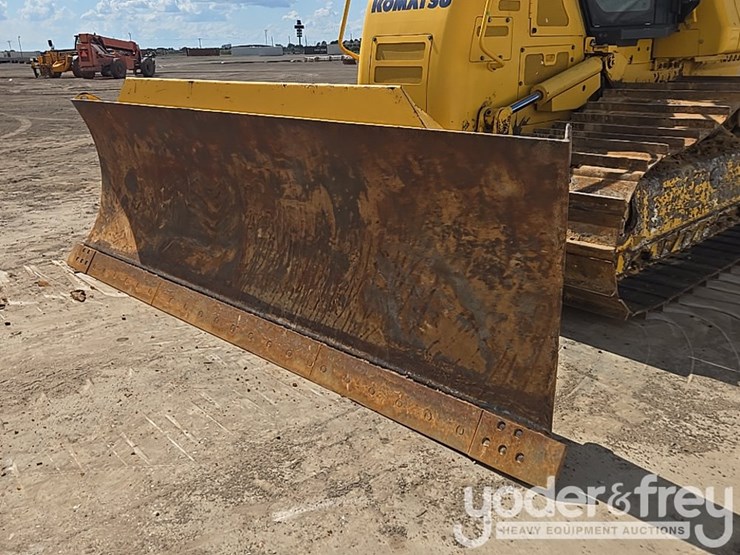 2021-komatsu-d61px-24-image-9