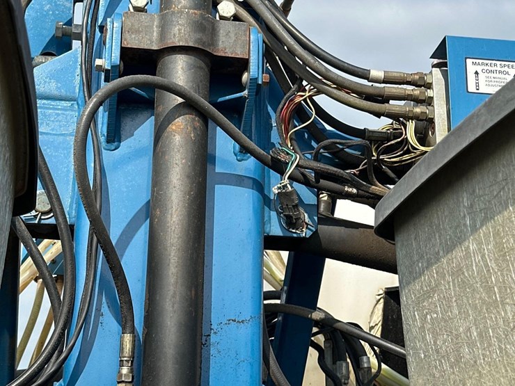 kinze-2600-image-13