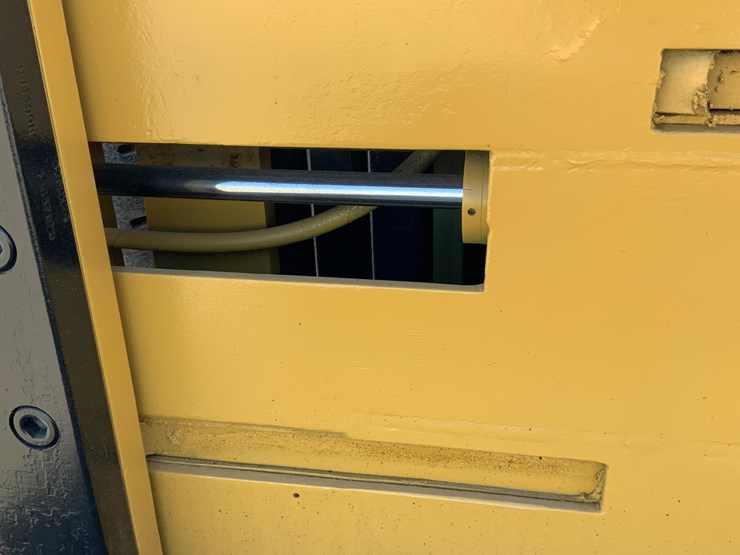 caterpillar-dp40-image-13