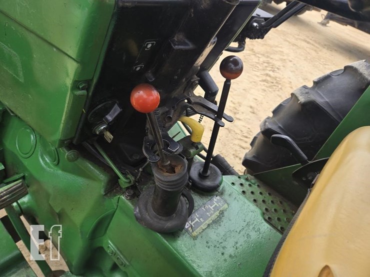 john-deere-2640-image-19