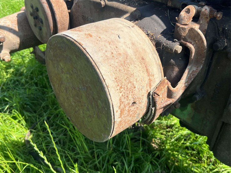 john-deere-model-b-image-24