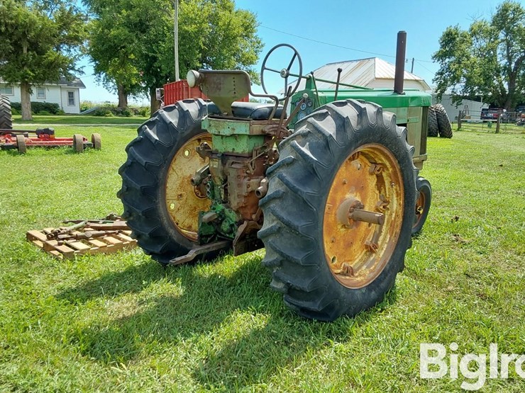 1958-john-deere-620-image-5