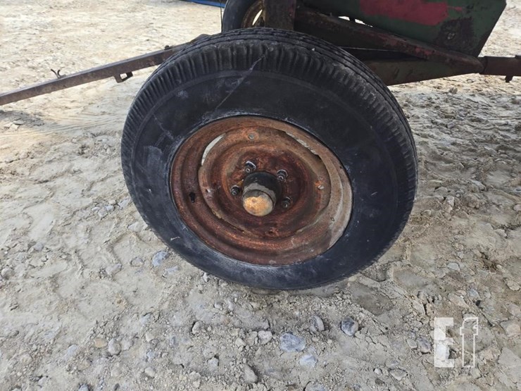 john-deere-7-image-11