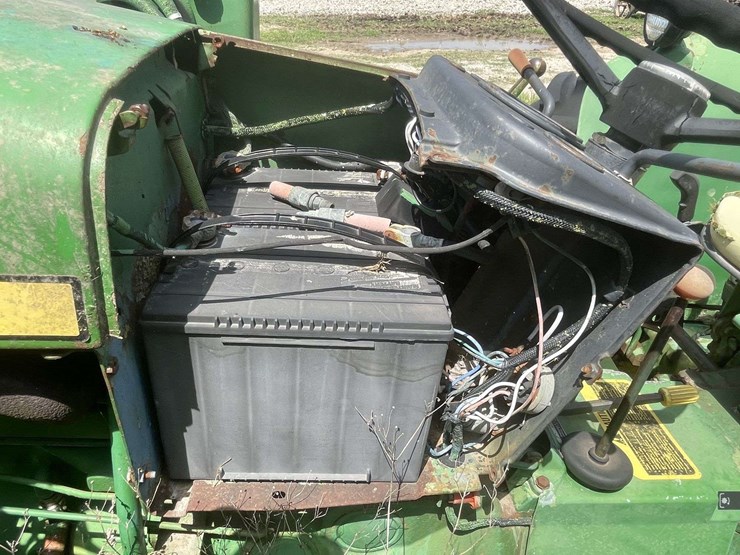 john-deere-2030-image-34