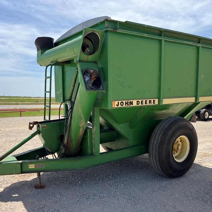 JOHN DEERE 400