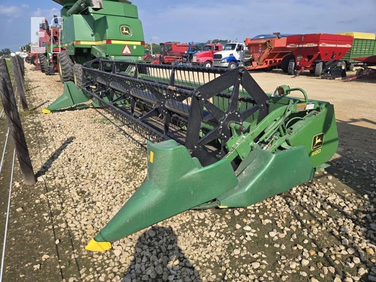 john-deere-920f-image-1