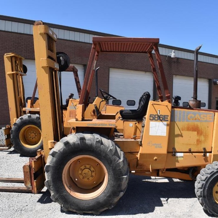 CASE 586E