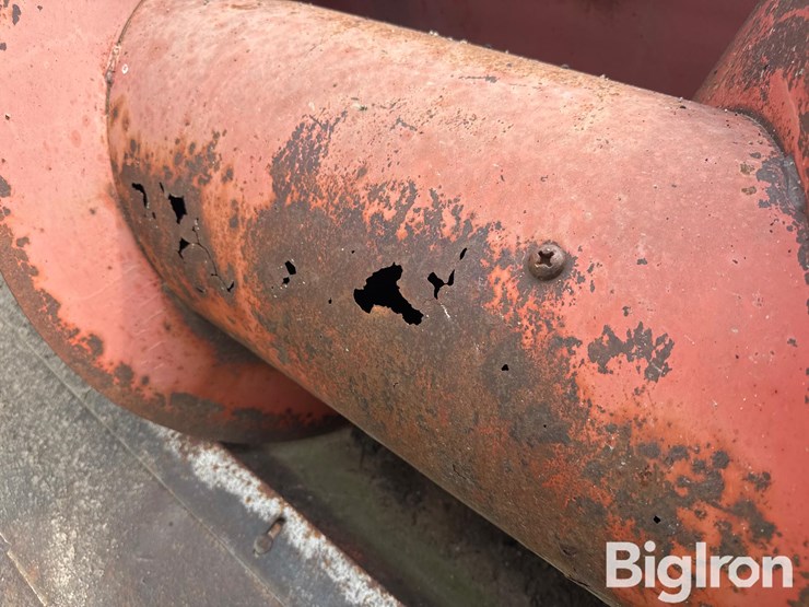 hesston-1014-image-17