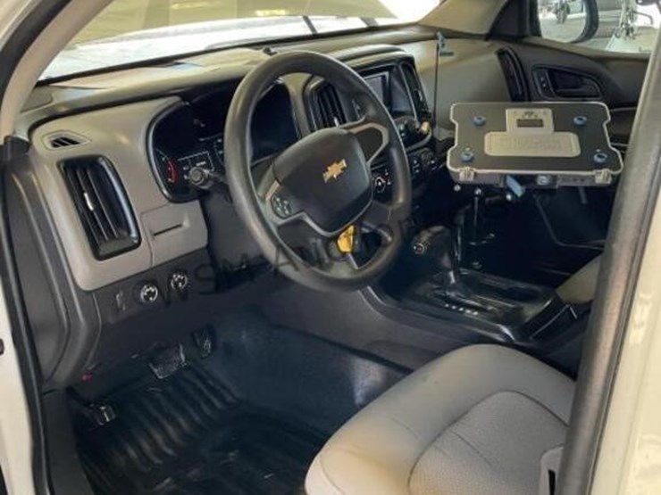2015-chevrolet-colorado-image-23