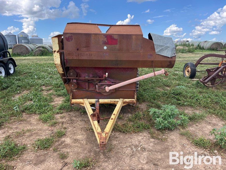 schuler-5x10-feed-wagon-image-2