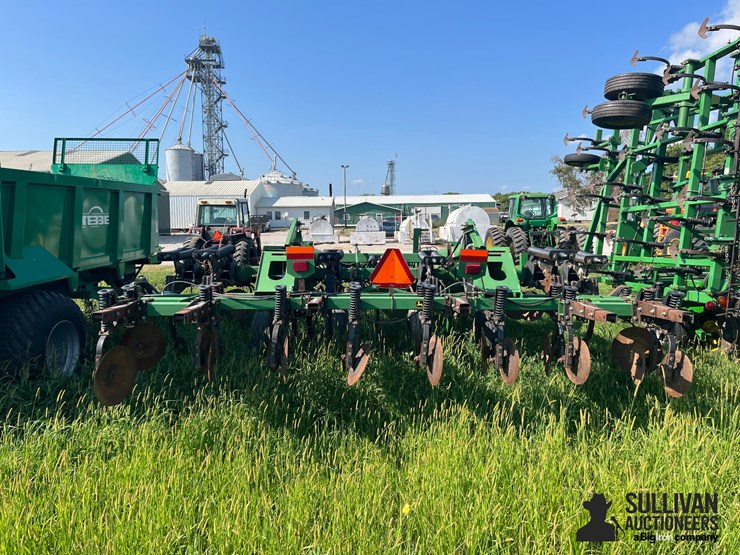 john-deere-2700-image-6