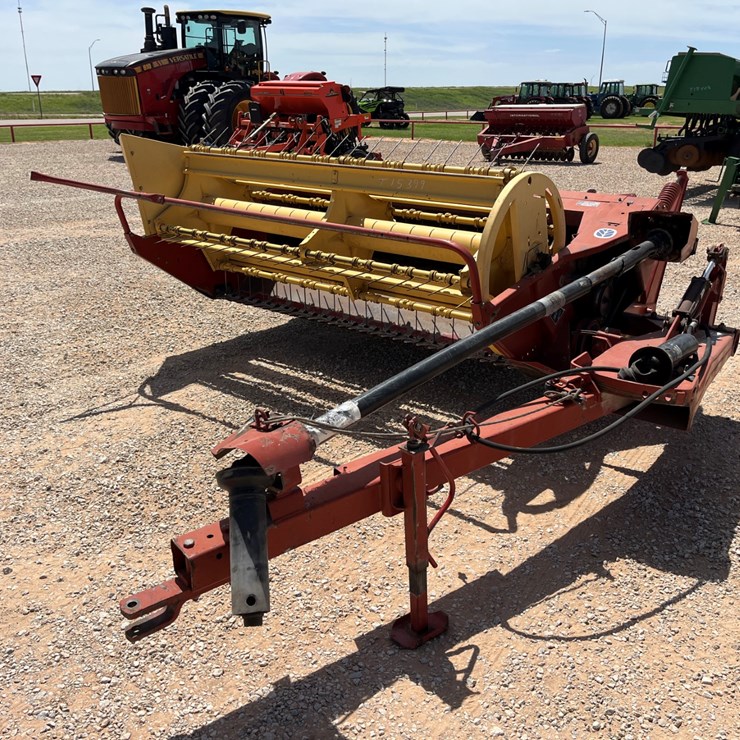 NEW HOLLAND 472