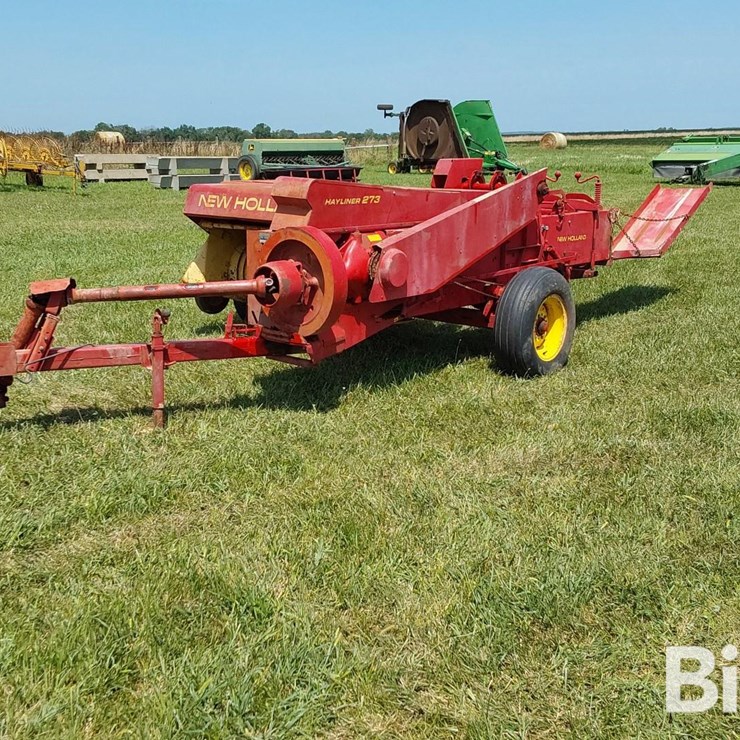 NEW HOLLAND 273